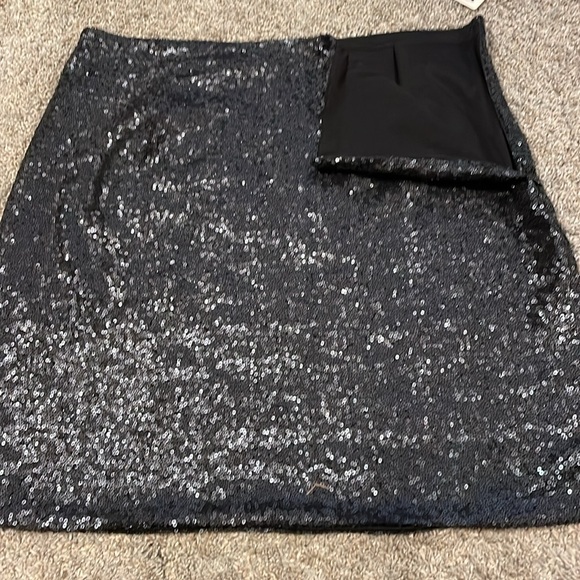 NWT Halogen Skirt - Picture 4 of 6
